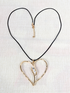 Necklace - Rope Winding Heart Pendant